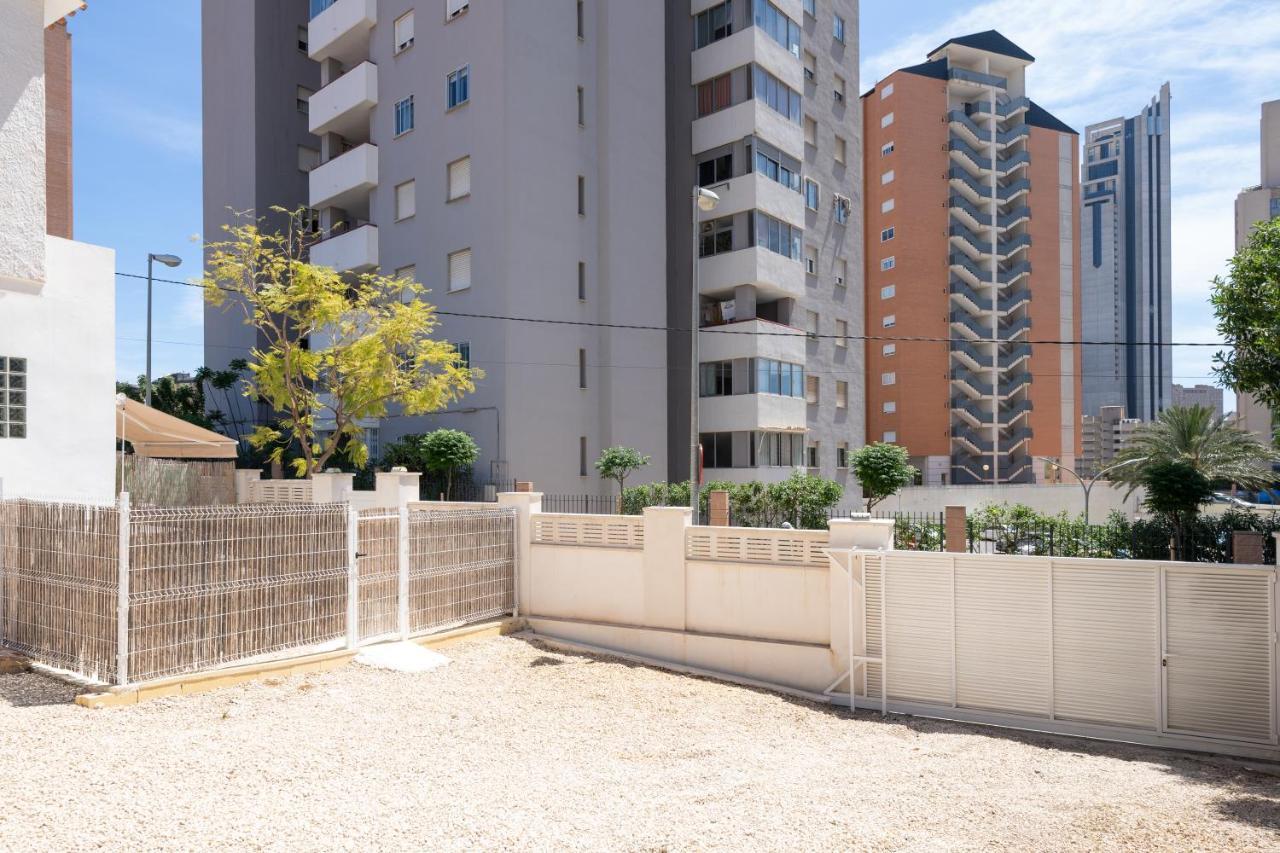 Вилла Casa Mya Con Terreno Privado Y Parking Compartido - A 800M De Playa Poniente Бенидорм Экстерьер фото